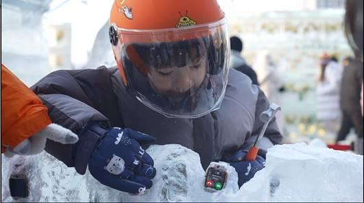 冻一天的儿童电话手表还能正常工作么马竞合作伙伴冰雪世界极寒挑战 冰(图5)