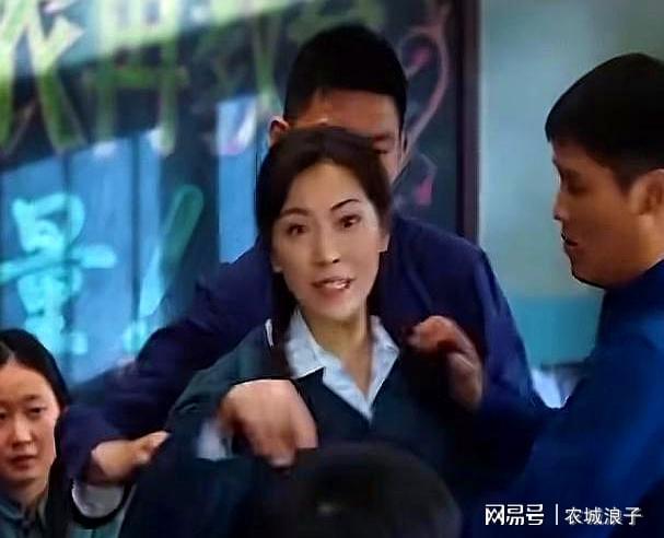 评一片！观众的理由竟出奇的一致好家伙《依依向北风》刚开播就差(图1)